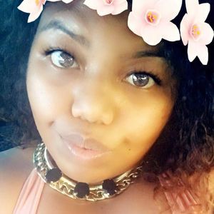 Meet your Posher, Candy